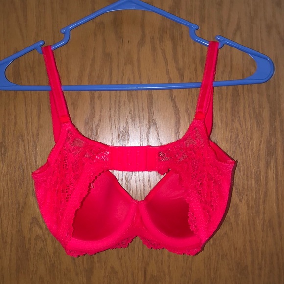 Victoria’s Secret Bra-Dream Angels lined Demi - Picture 4 of 7